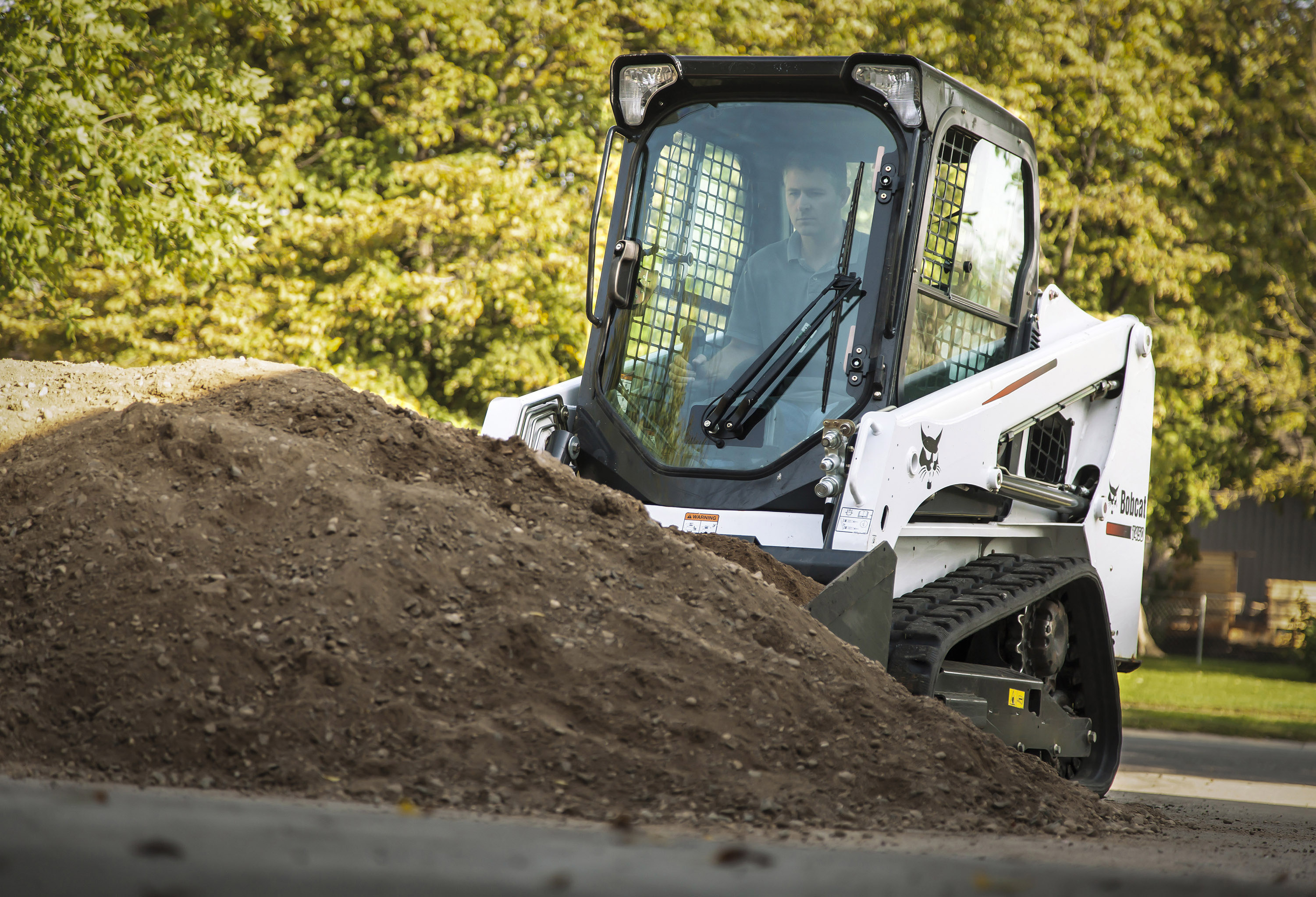 Bobcat’s T450 tracked loader 