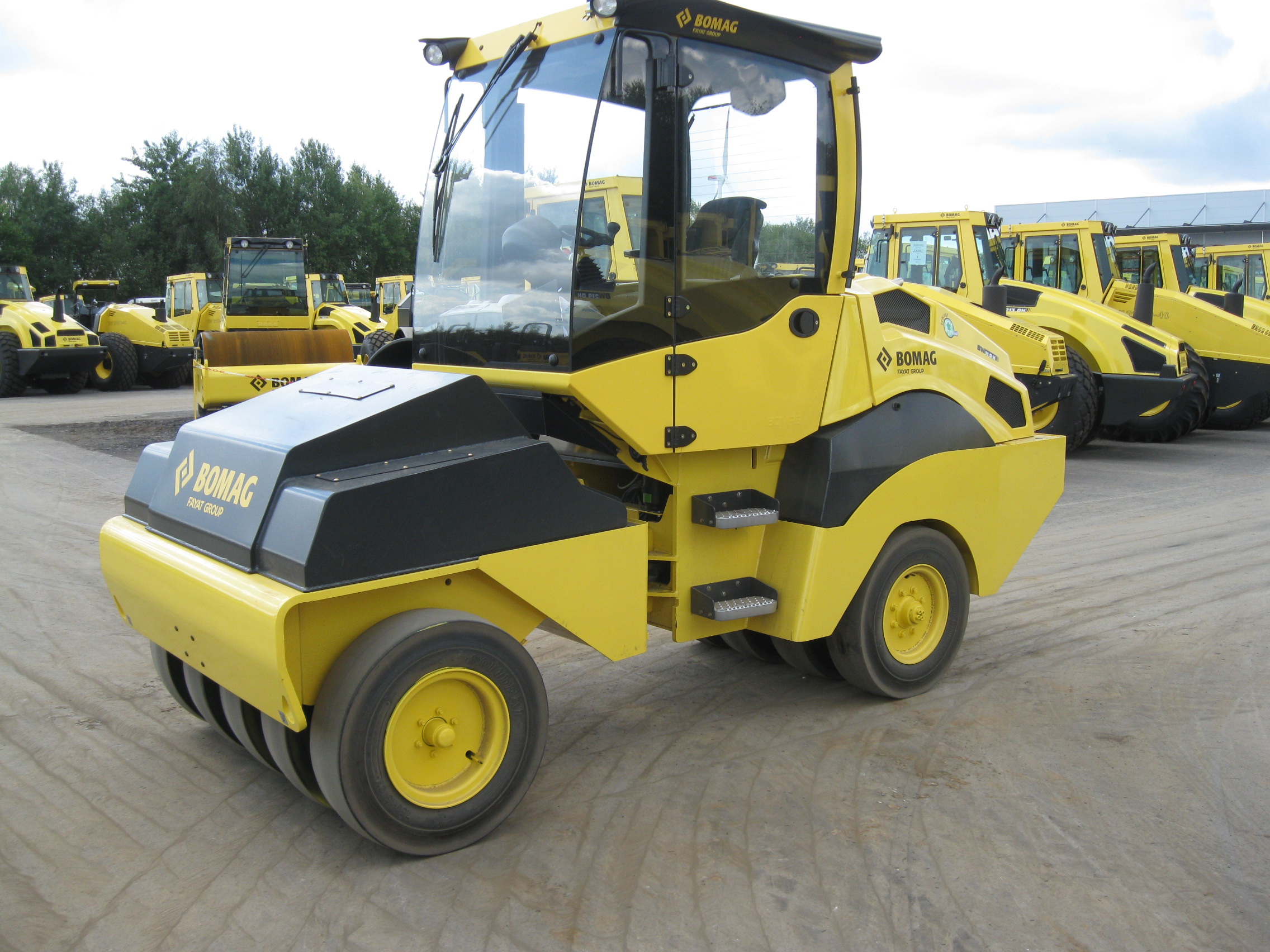 bomag rubberroller