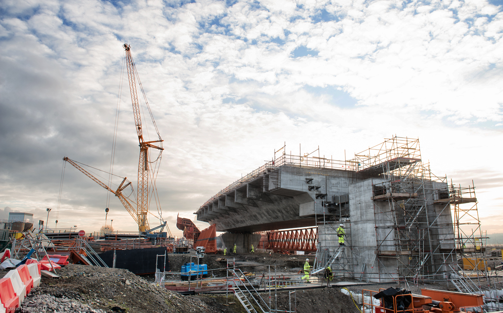 First span of the north approach viaduct 