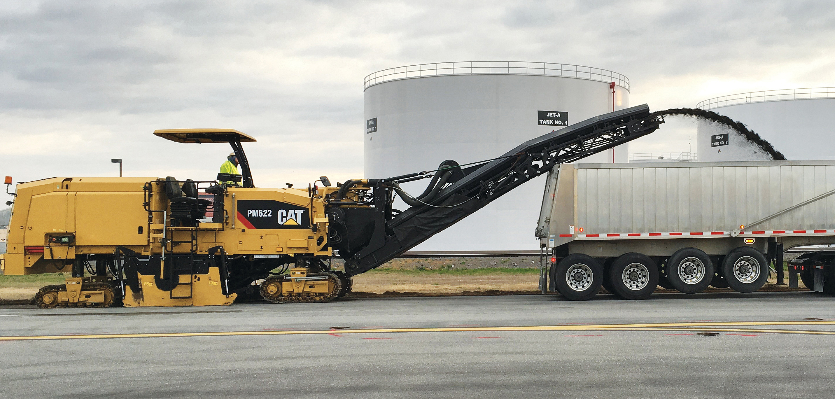 Caterpillar PM622 milling machine