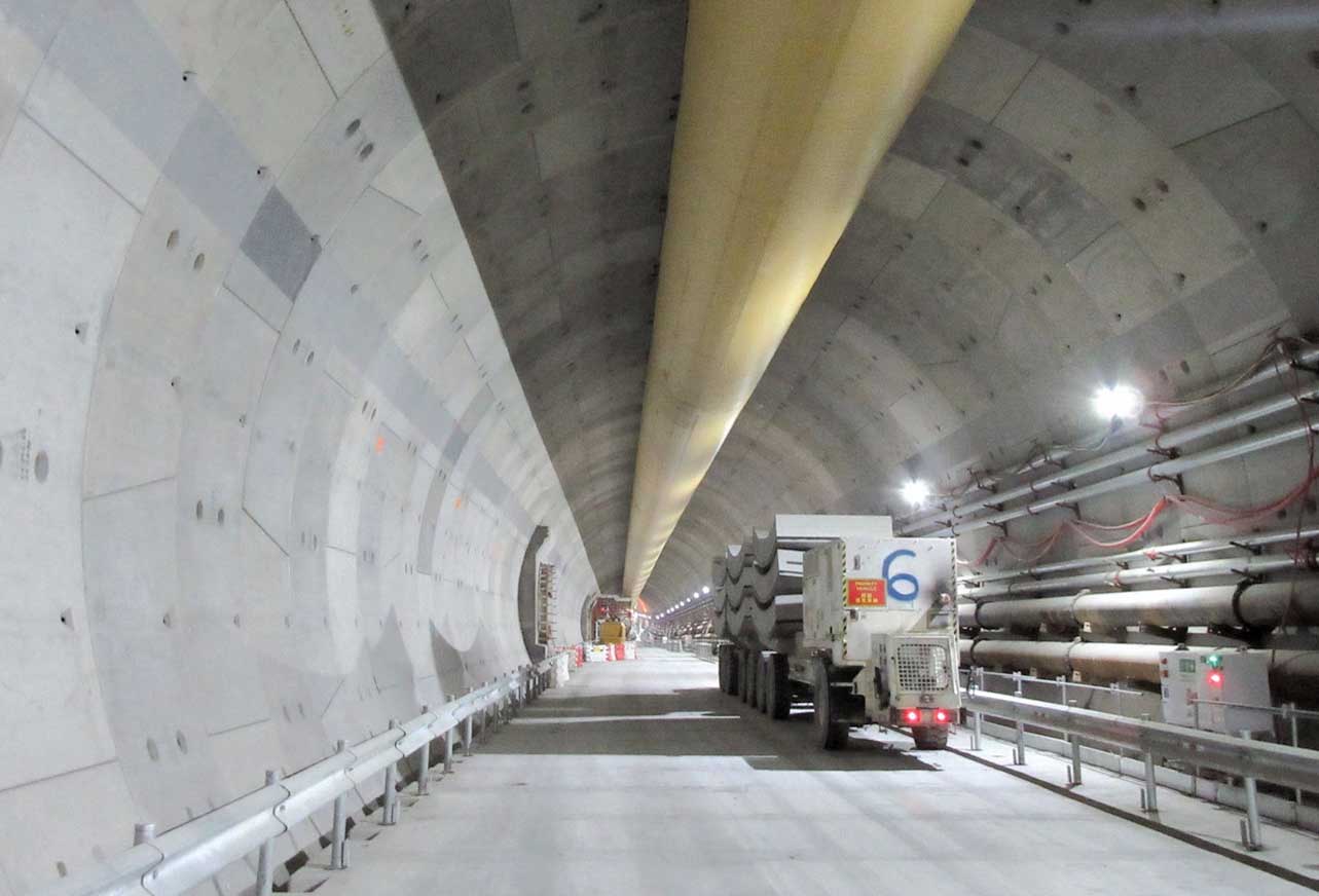 Main tunnel 