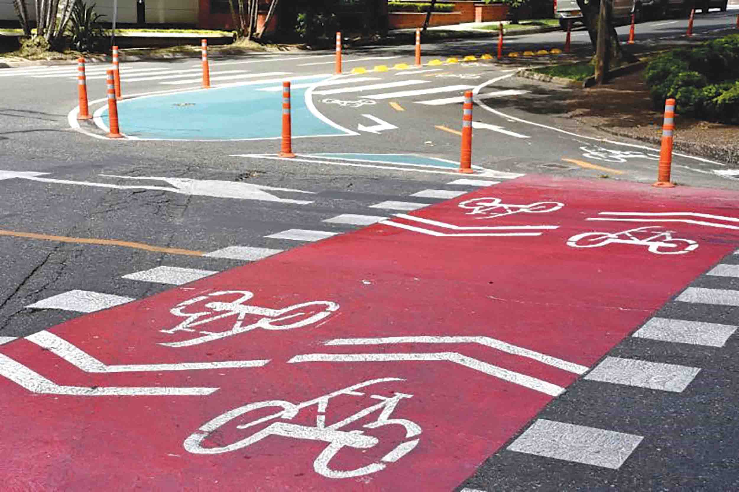 Medellin cycle path 