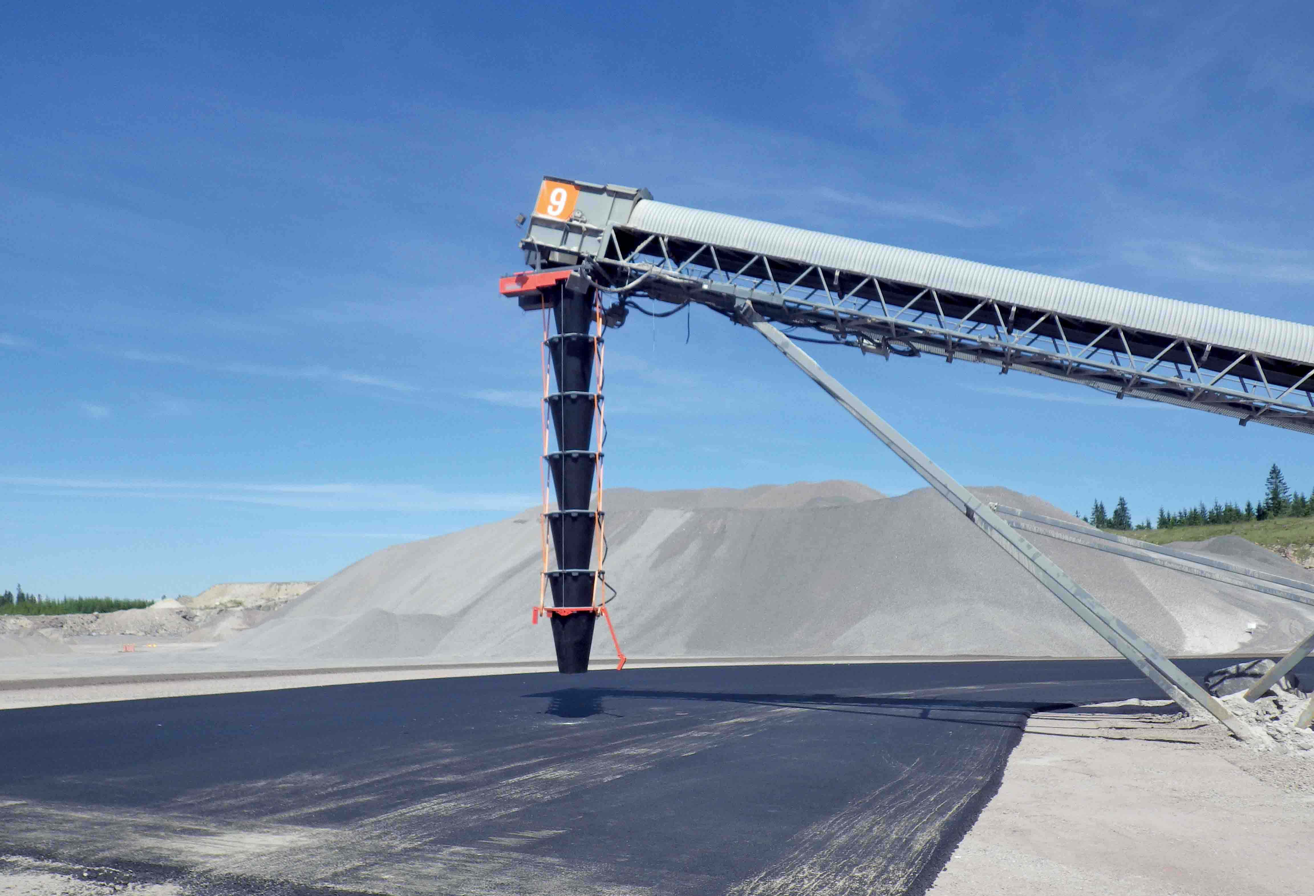 telescopic chute unit from Sandvik 