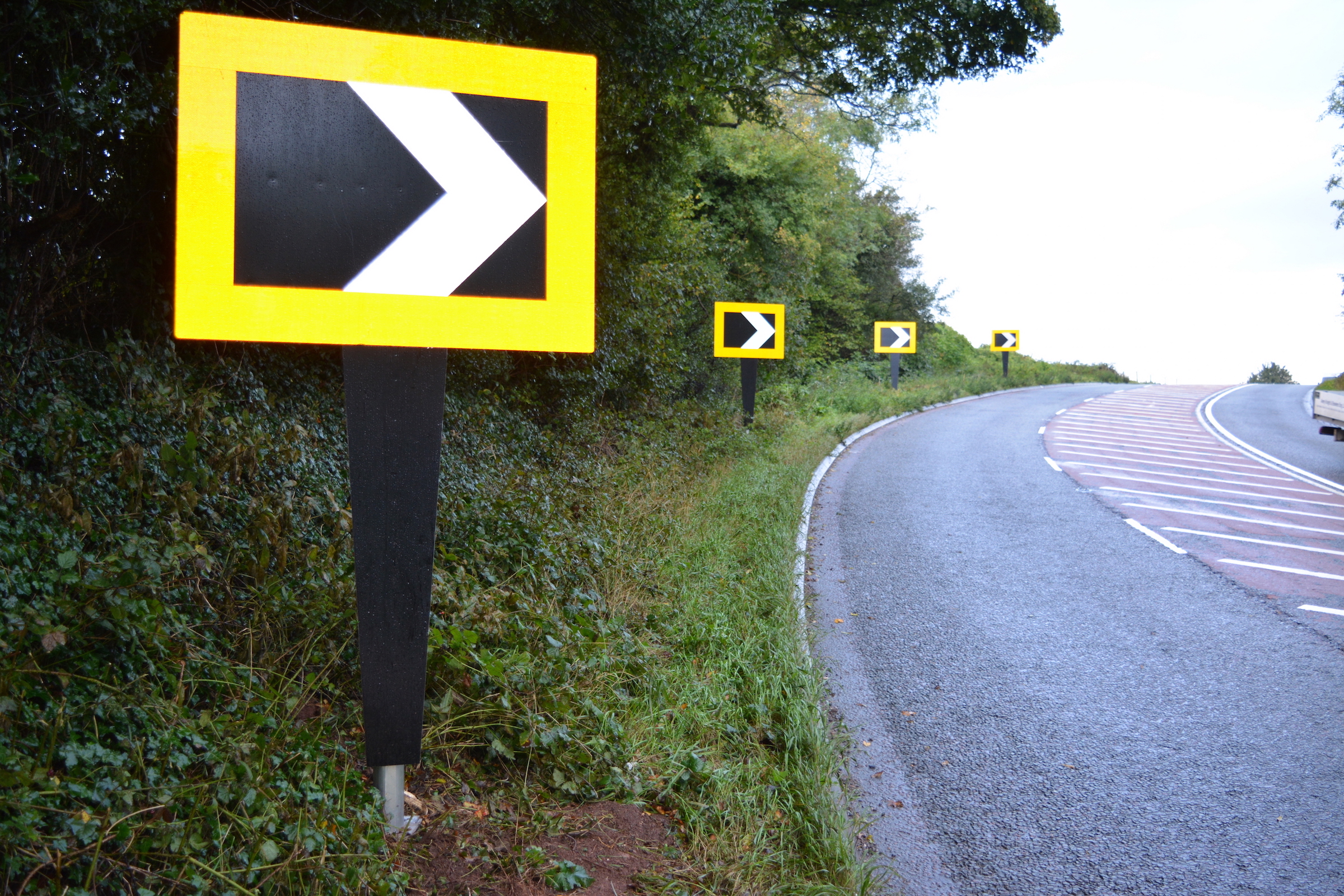 Signpost Chevron.JPG