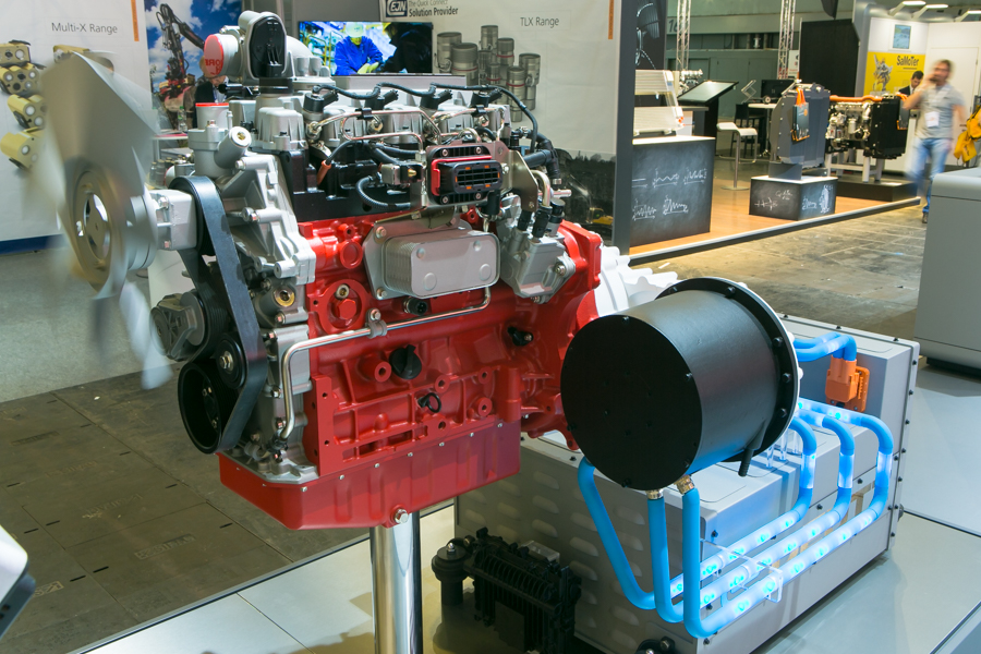 Deutz-Hybrid engine-4.jpg