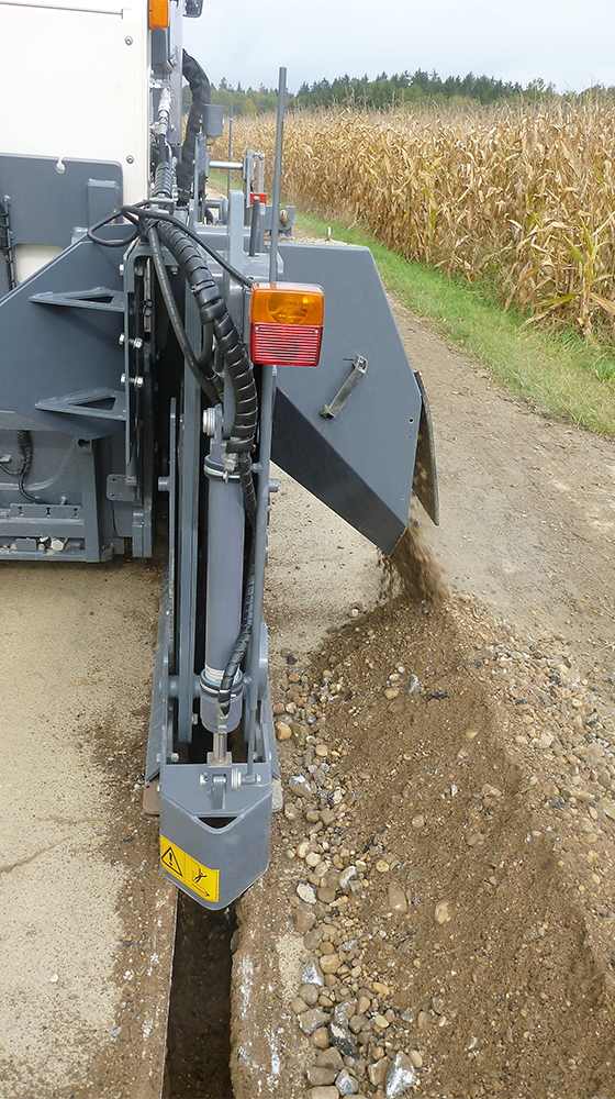 Wirtgen W 100 CFi.jpg