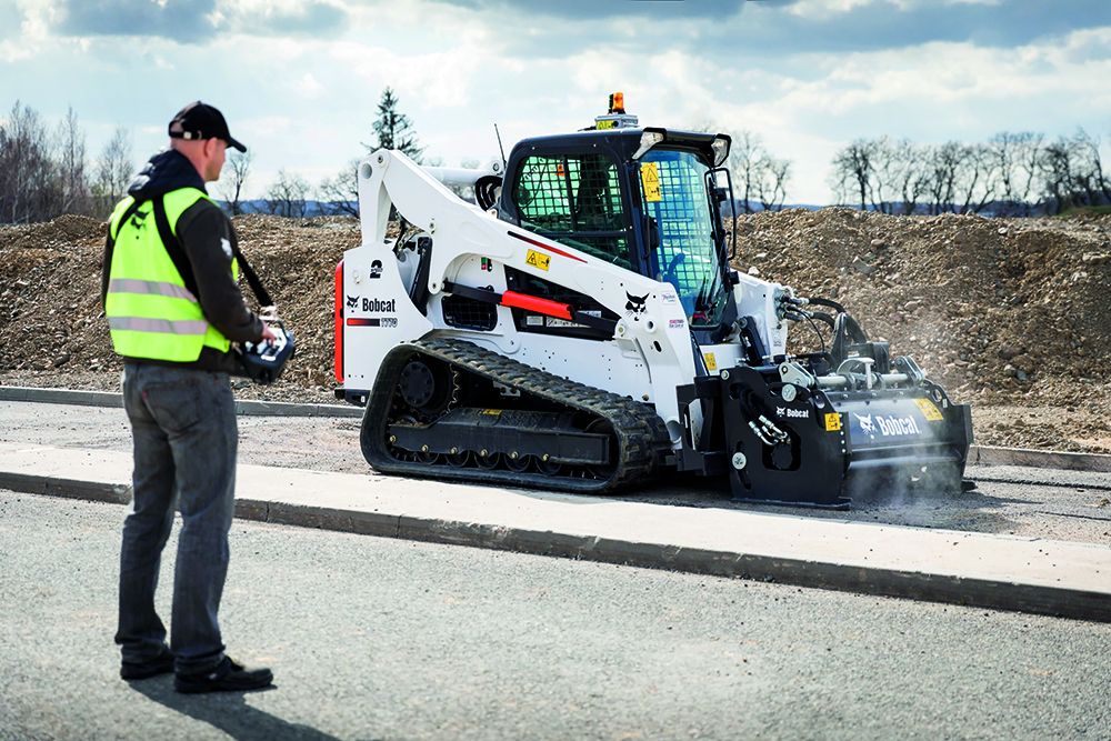 Bobcat remote control system 