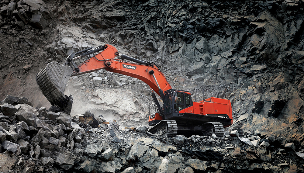 Doosan DX800LC-5B excavator