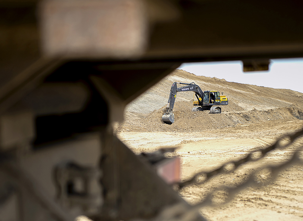 Volvo CE machines New Silk Road project