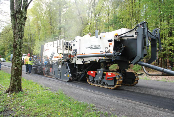 Wirtgen 2200CR machine