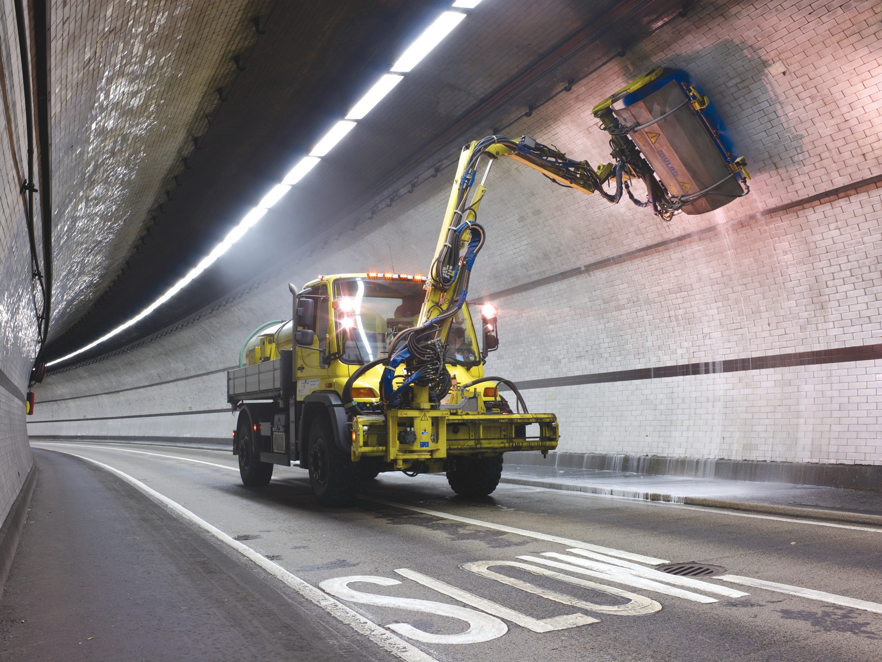 Tunnel Cleaning