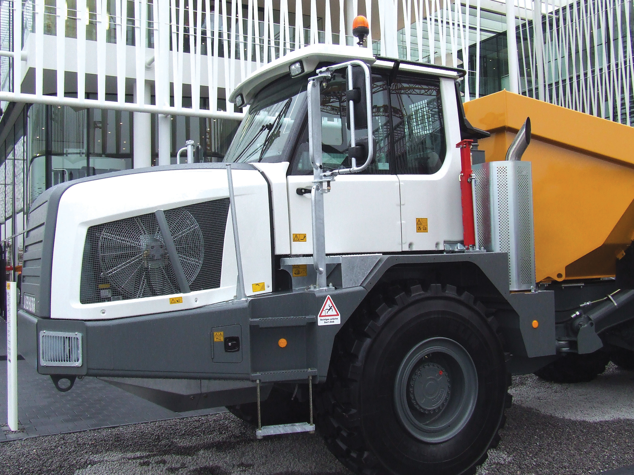 Liebherr TA230 mover