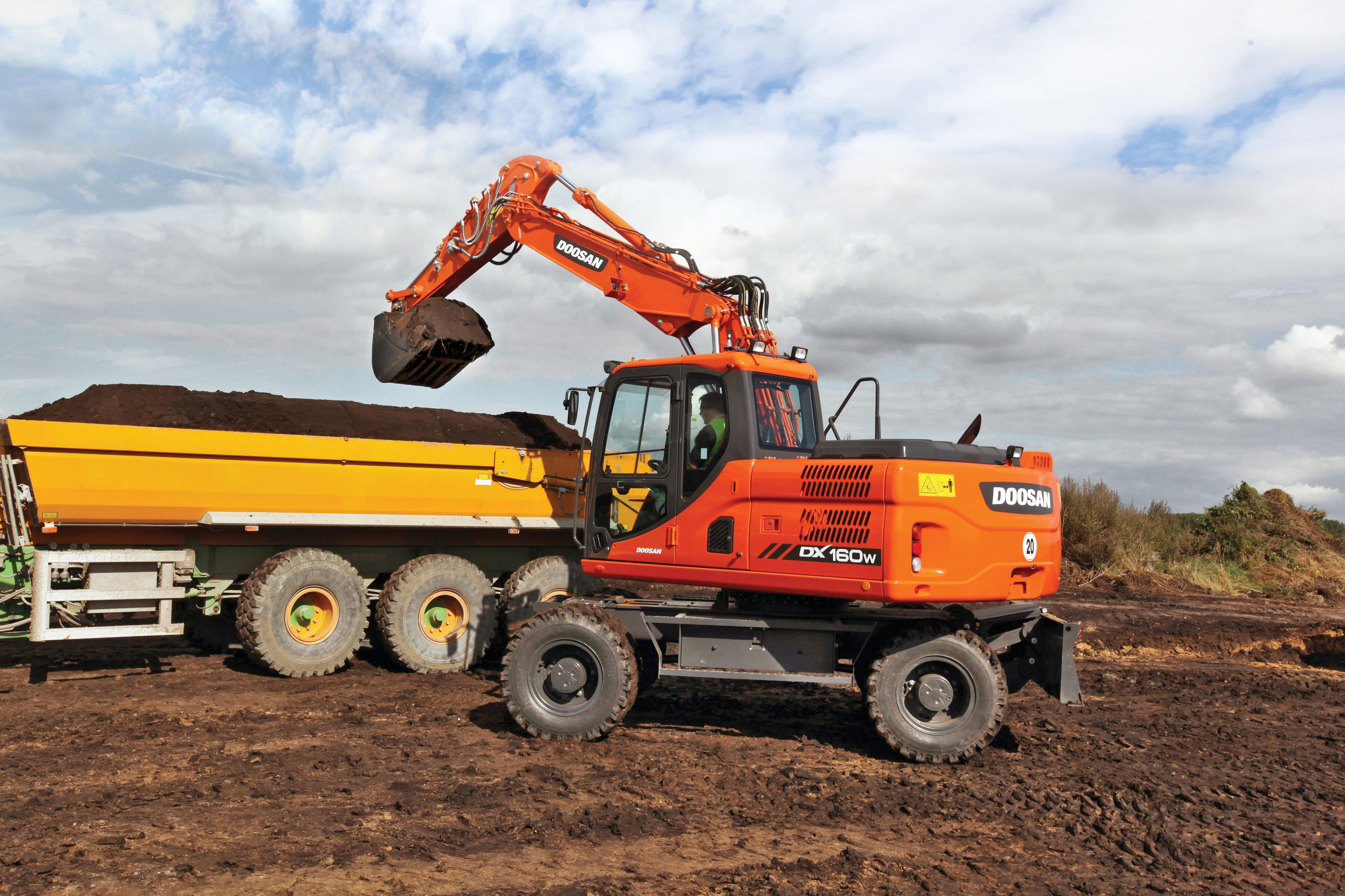 DX160W-3 wheeled excavator from Doosan 