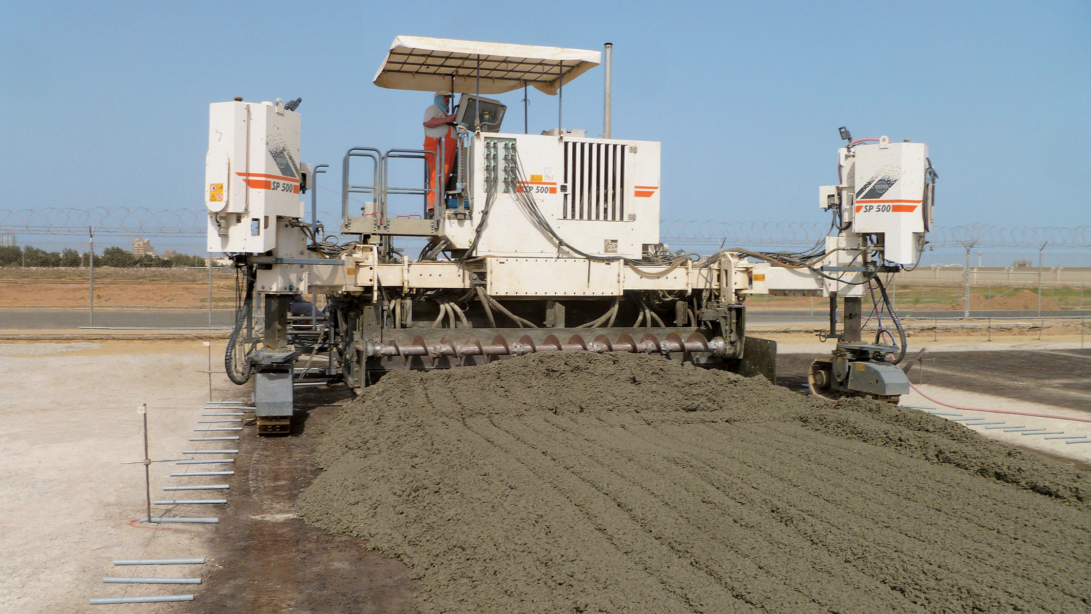 WIRTGEN SP 500 slipform paver