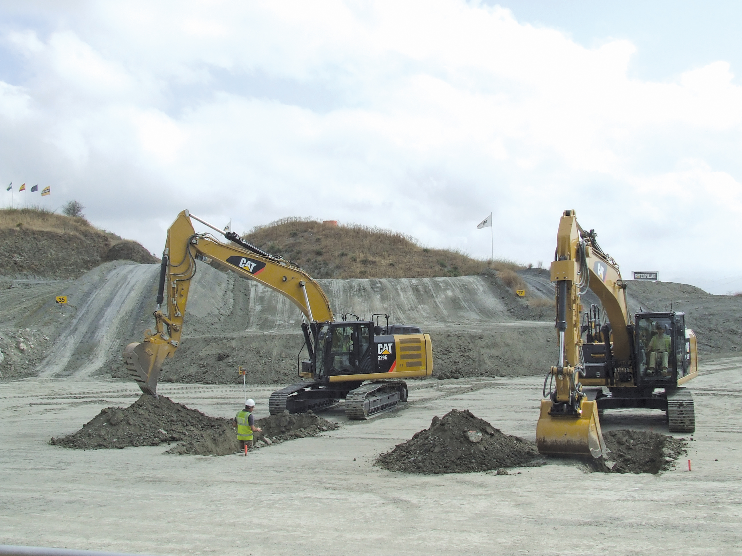 Caterpillar's hybrid excavators