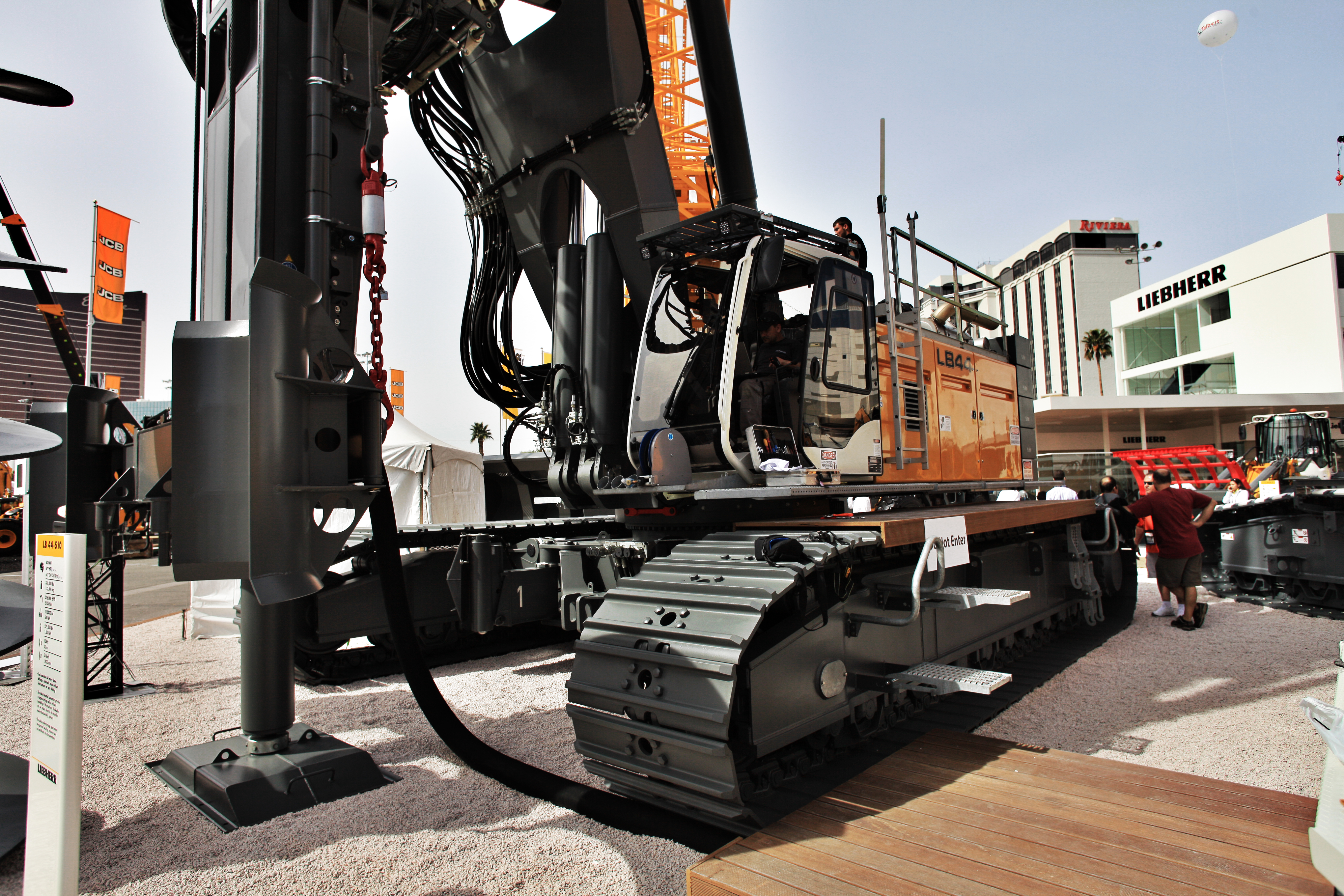 Liebherr’s LB 44-510 rotary drilling rig  