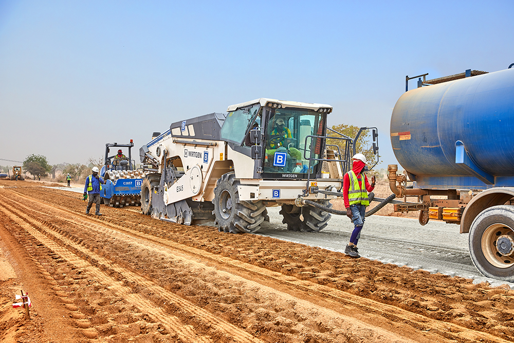 A recycling train supplied by Wirtgen has been able to carry out the road works in situ