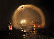 Removing the soil from the tunnel 