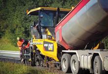 Caterpillar F Series paver