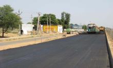 In India, important new highway stretches are being built - image © courtesy of Pat Smith