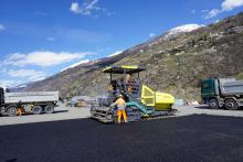 Ammann’s latest pavers feature sophisticated systems to help optimise paving quality