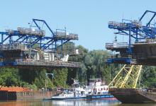 Tisza Bridge under construction