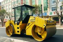 Cat CB534 XW compactor 