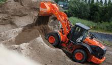 ZW250-5 wheeled loader from HCME 