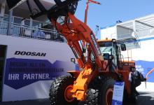 Doosan's DL420-3 wheeled loader