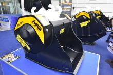 Bauma 2013 Daily MB-C50 rushing bucket