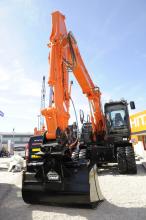 Hitachi wheeled excavator ZX140W-5