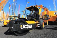 JCB VM117D soil compactor 