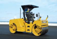 Caterpillar compaction machine