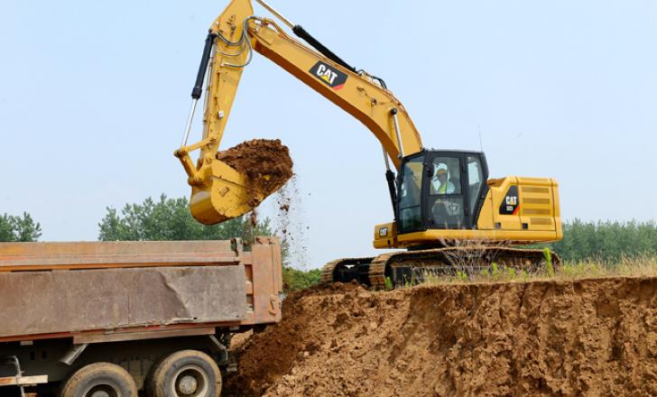 Cat 323 Next Generation Excavator.jpg