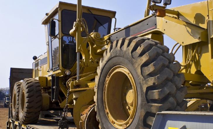 Caterpillar off-road vehicle, Whayne Supply