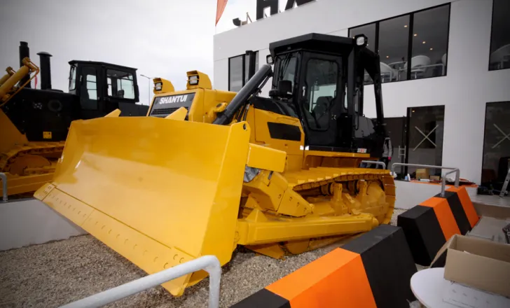 Shantui SD16 bulldozer