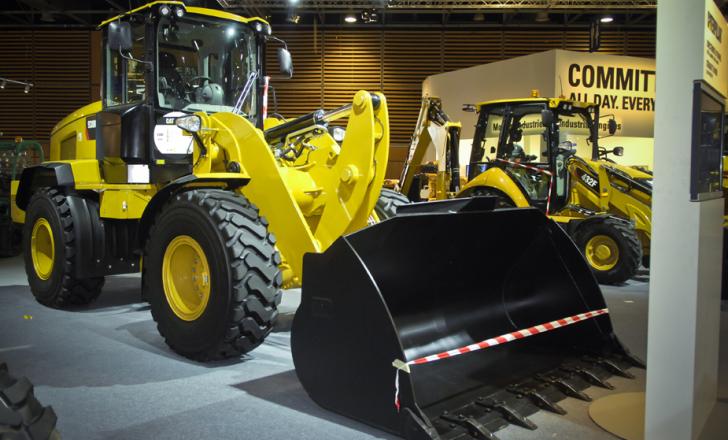 Cat 938K wheeled loader, live at INTERMAT 2012