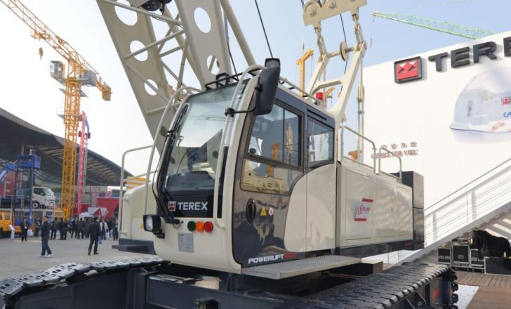 Terex’s Powerlift 1000 crane 