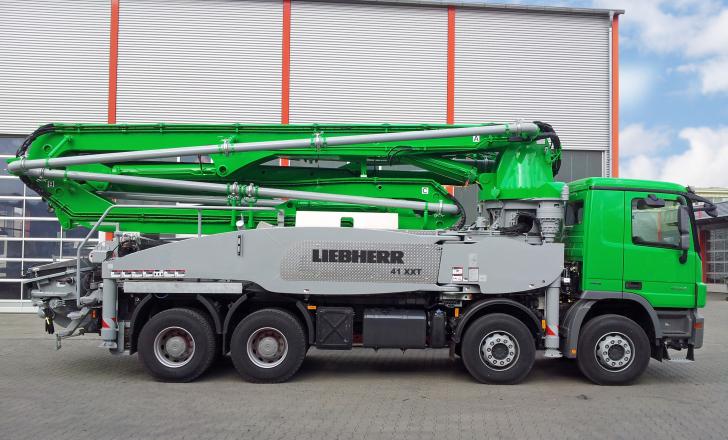 truck-mounted pump from Liebherr 