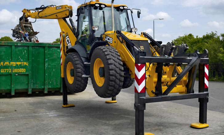 4CXWM wastemaster backhoe loader from JCB