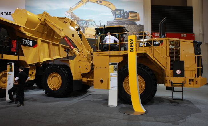 CAT 988K loader