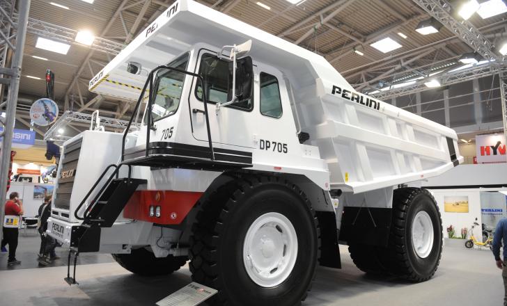 bauma 2013 Daily Perlini dump truck