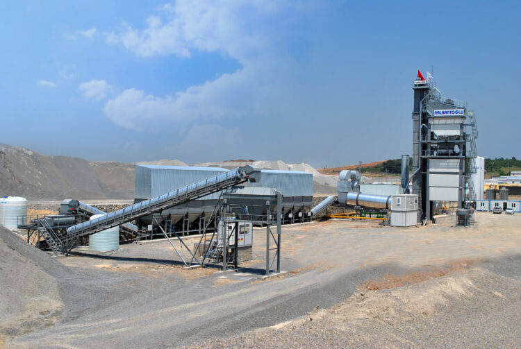 ABA_340_UniBatch_Nalbantoğlu_01_TUR.jpg