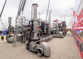 POWER CURBERS-SF-2404-Paver-5.jpg