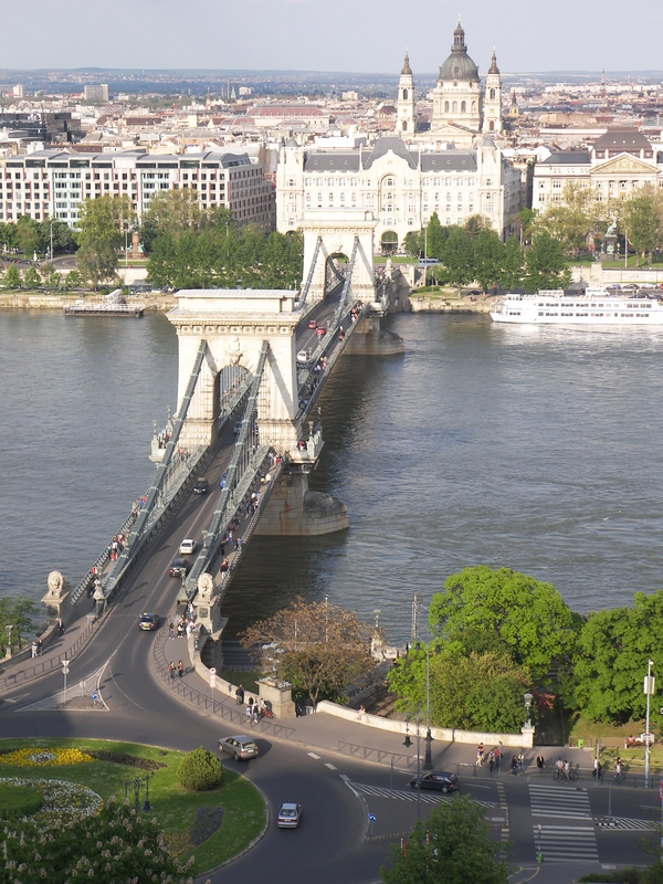 Budapest's Chain Bridge (photo © Jan Drholec Dreamstime)