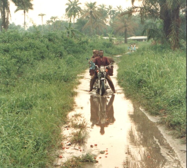 Africa’s rural roads present different safety hazards – image © courtesy of Mike Woof