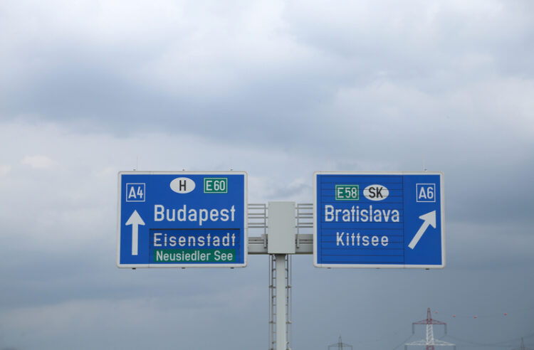 Budapest to Bratislava to be easier (© Fedecandoniphoto/Dreamstime.com)
