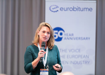 Siobhan McKelvey: decoupling bitumen