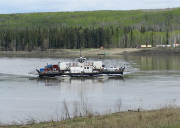 The La Crete Ferry is 33.4m long, carries two crew members, 60 passengers and 14 mid-size cars (photo: Alberta Transportation)