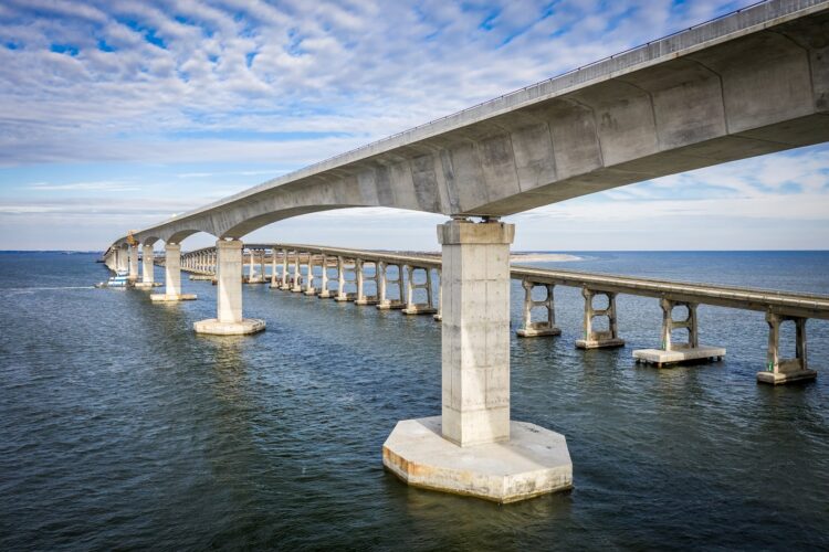HDR has won an award from Bentley Systems for its Marc Basnight bridge, the latest of several for this highly challenging project – image © courtesy of HDR